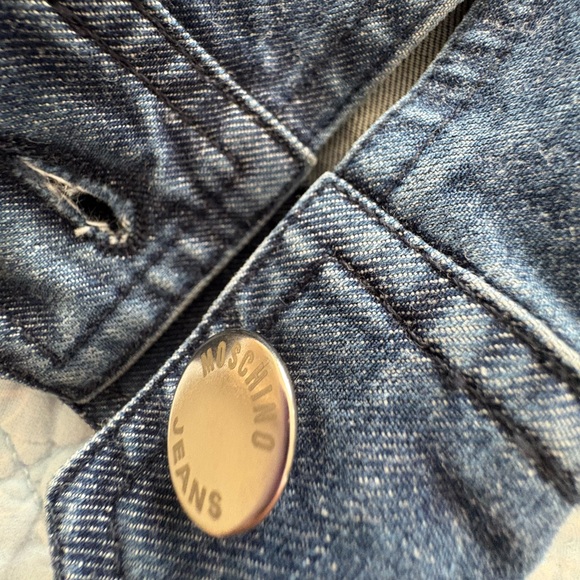 Authentic  Moschino jacket. - Picture 3 of 5